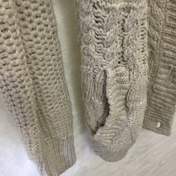 Coincidence & Chance Beige Cable Knit Cardigan - Picture 4 of 14